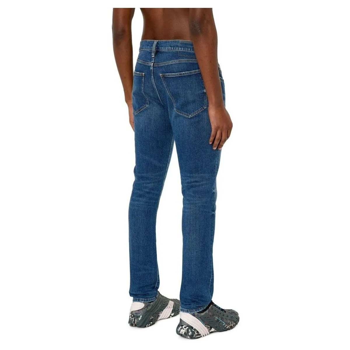 2019 DSTRUKT 007L101