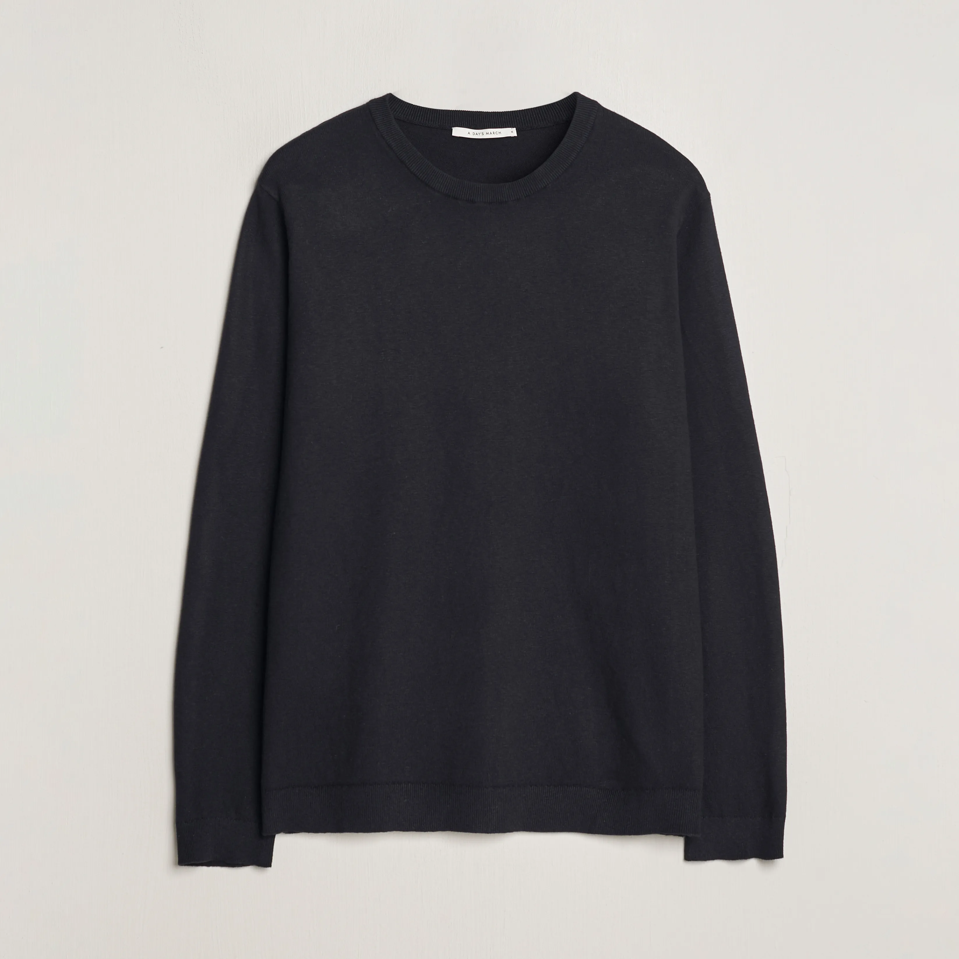 A Day's March Alagon Cotton/Linen Crew Black