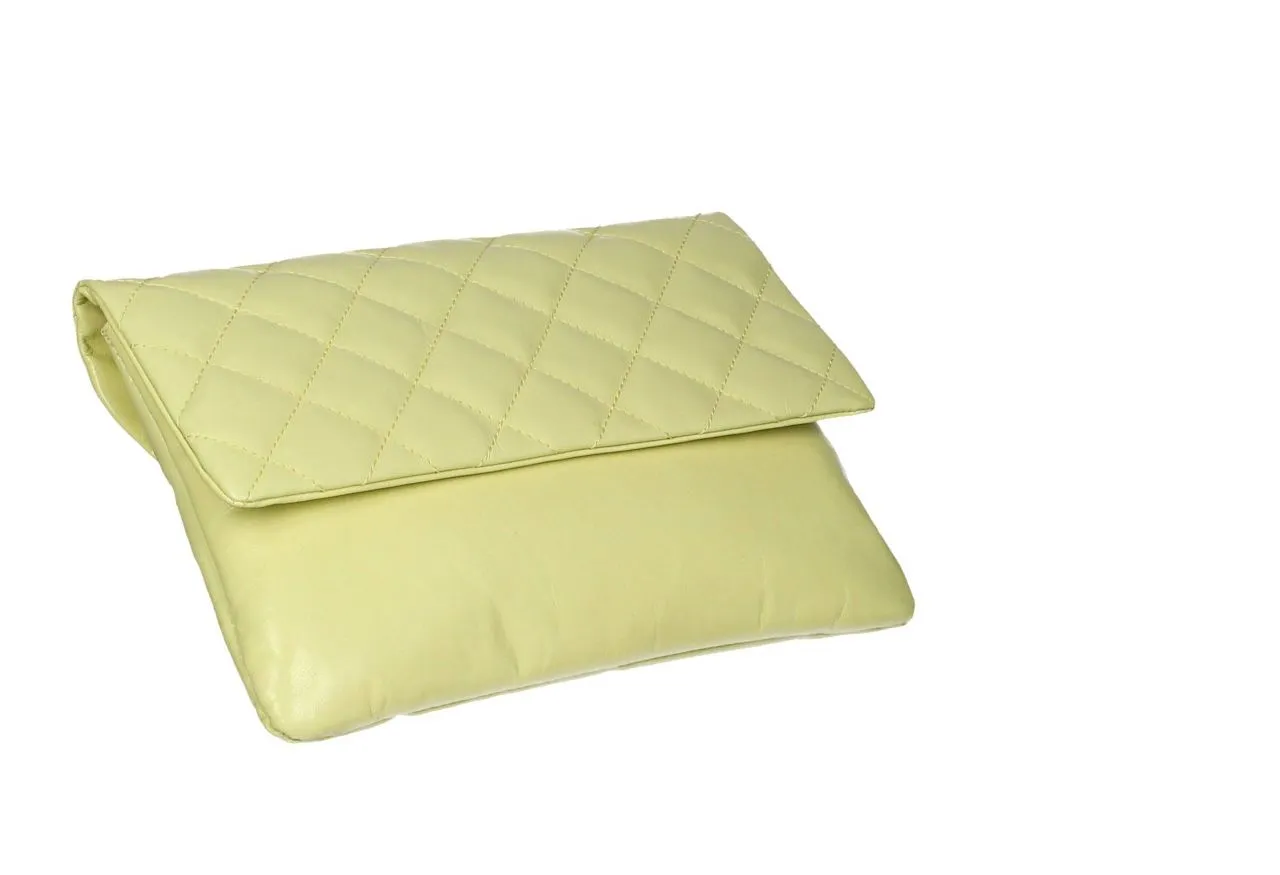 Bolso Amarillo Plano Tapa Enguatada