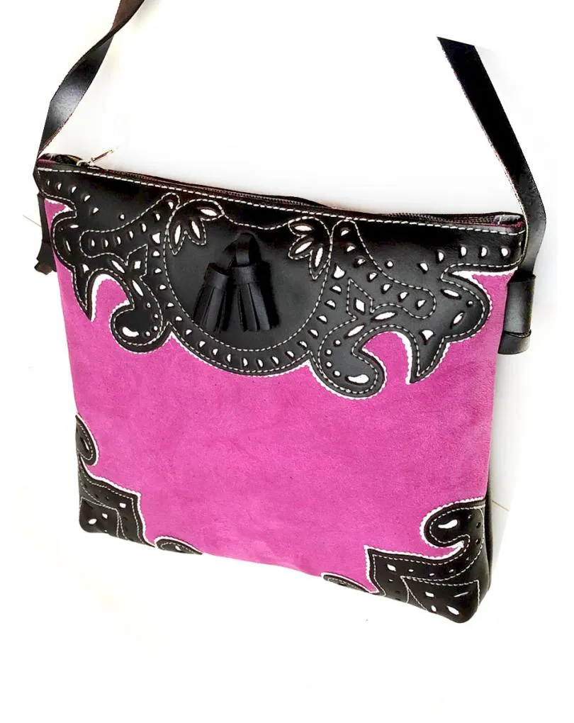 BOLSOS PIEL DE UBRIQUE FUCSIA DISEÑO TAURINO BANDOLERA ROCIERA