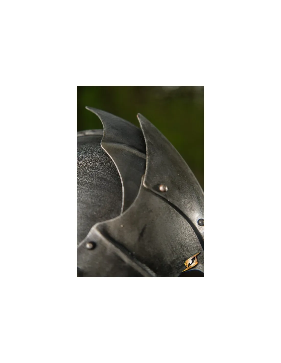 Casco Asaltante universo Ruinoso de Epic Armoury