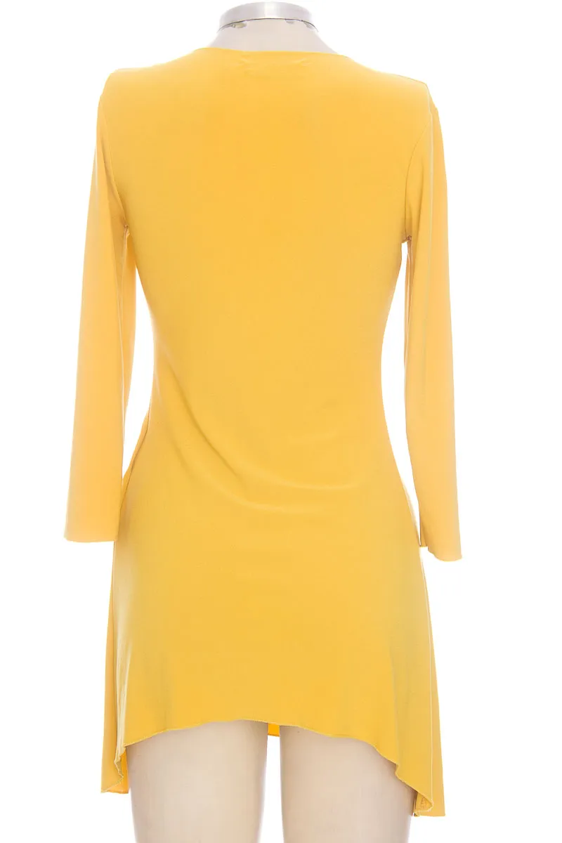 CHAQUETA / ABRIGO COLOR AMARILLO  RINASCIMENTO