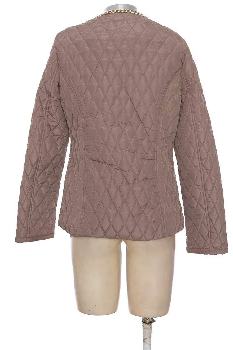 CHAQUETA / ABRIGO COLOR BEIGE  CLOSEANDO