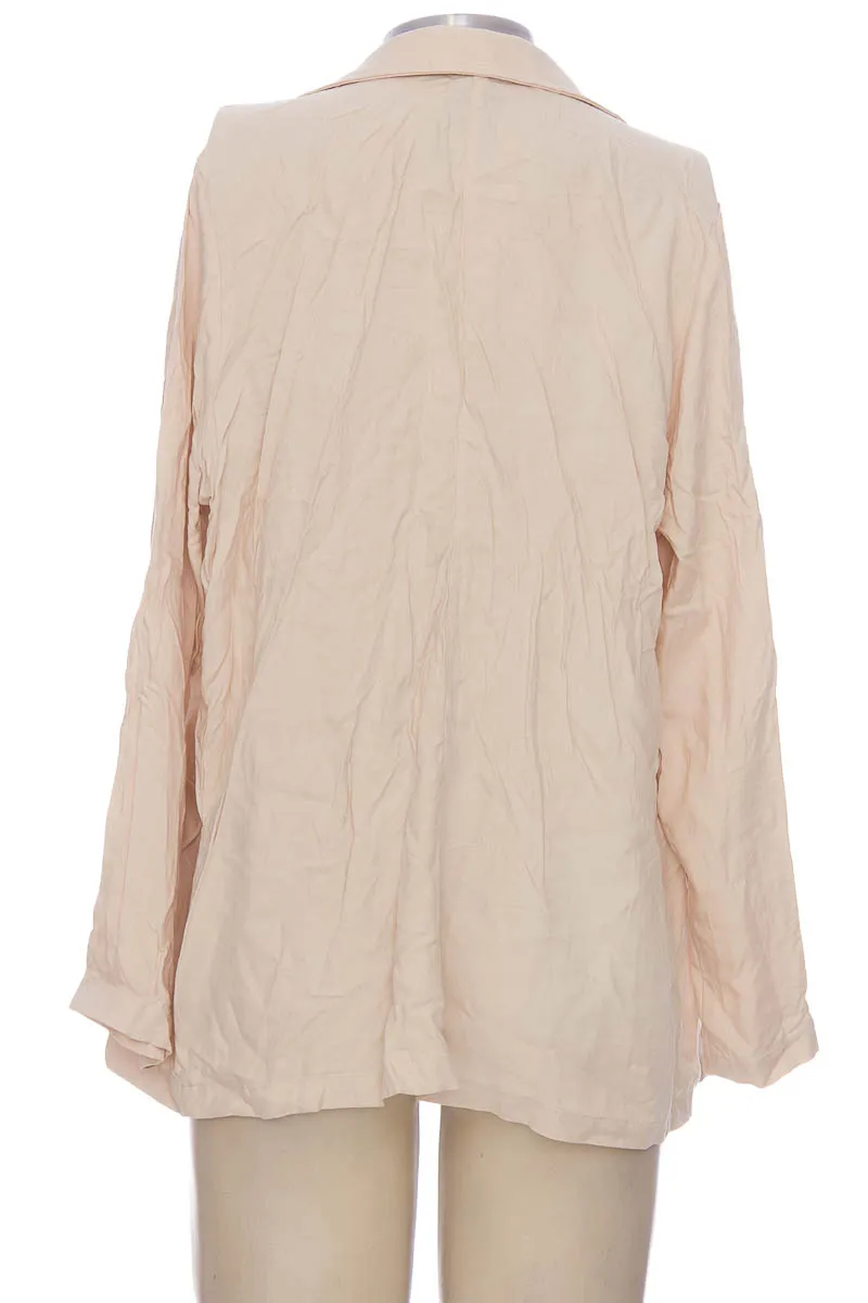 CHAQUETA / ABRIGO COLOR BEIGE  PACíFIKA