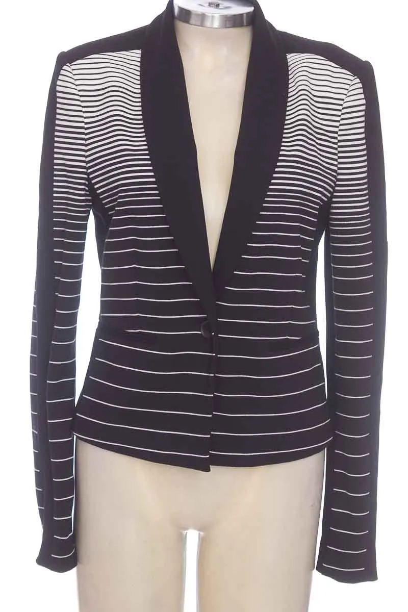 CHAQUETA / ABRIGO COLOR NEGRO  BCBG