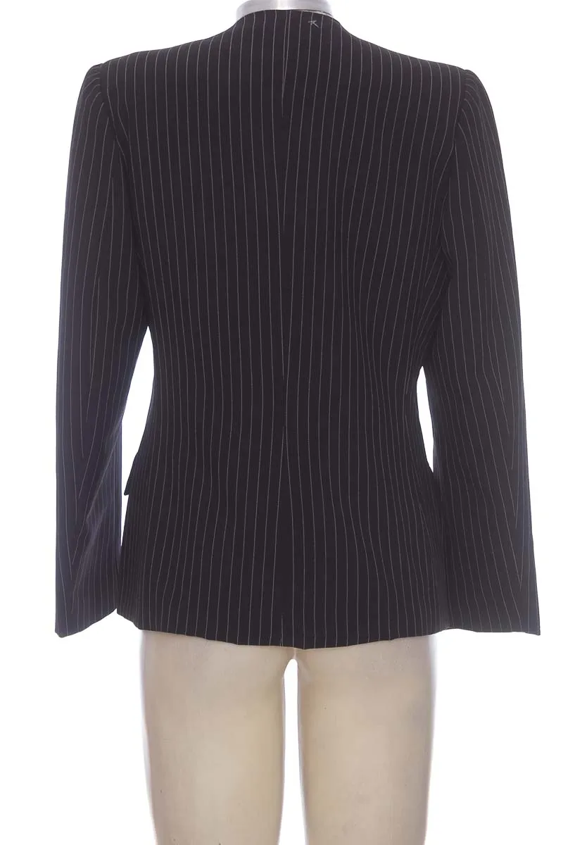 CHAQUETA / ABRIGO COLOR NEGRO  ON