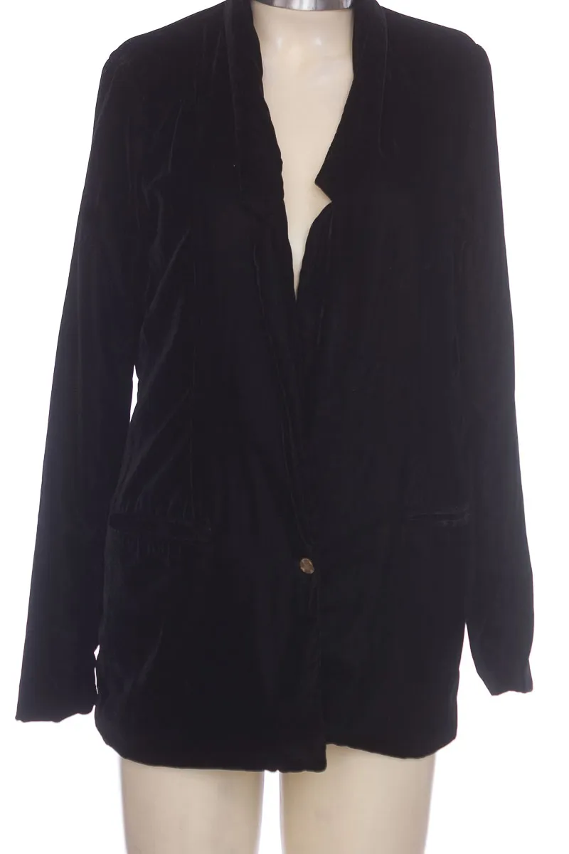 CHAQUETA / ABRIGO COLOR NEGRO  STRADIVARIUS