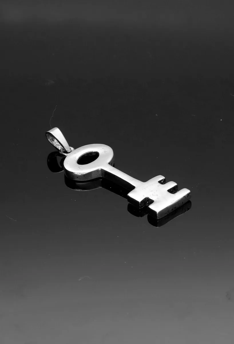 COLGANTE PLATA LEY LLAVE DEL AMOR 037_E13034