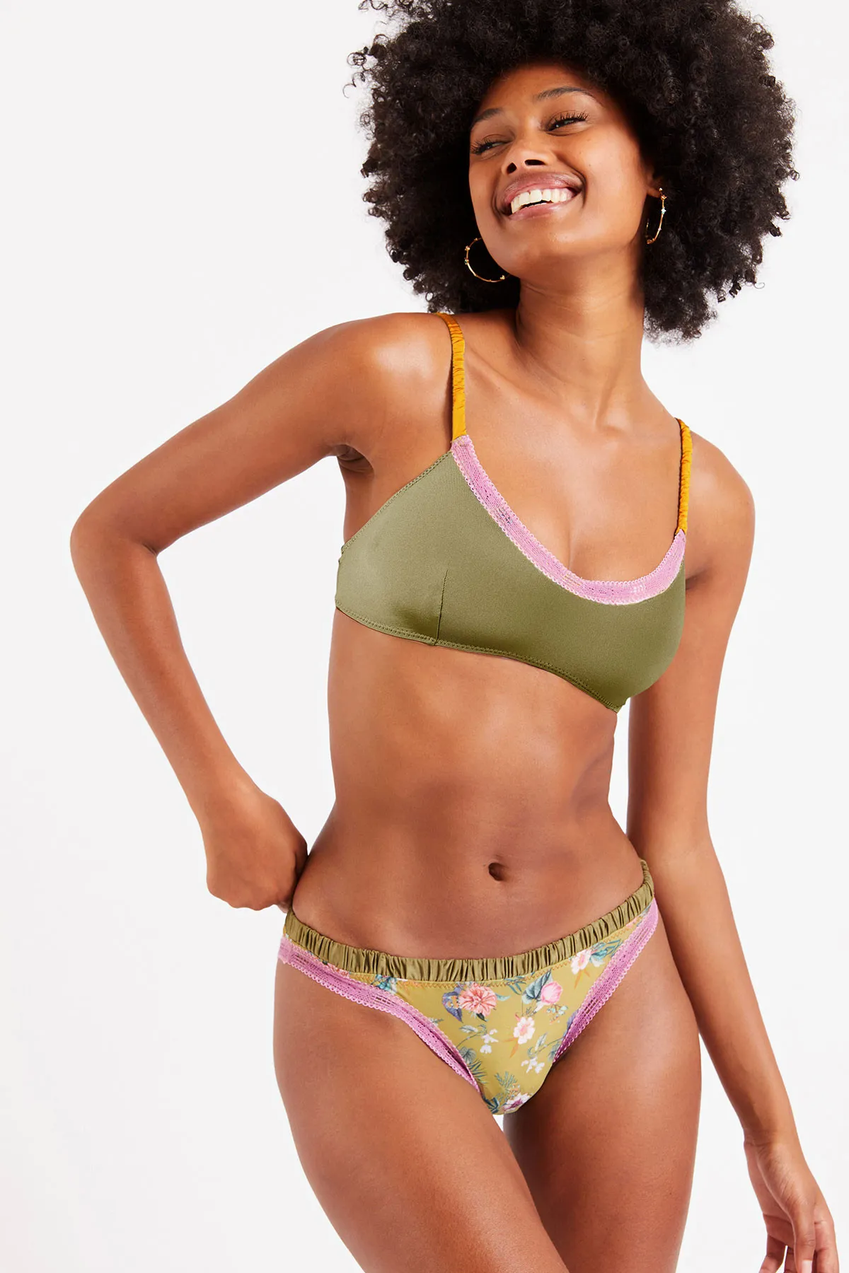 Conjunto de lencería caqui y amarillo curry Joyful Silky & Bubbly Playful