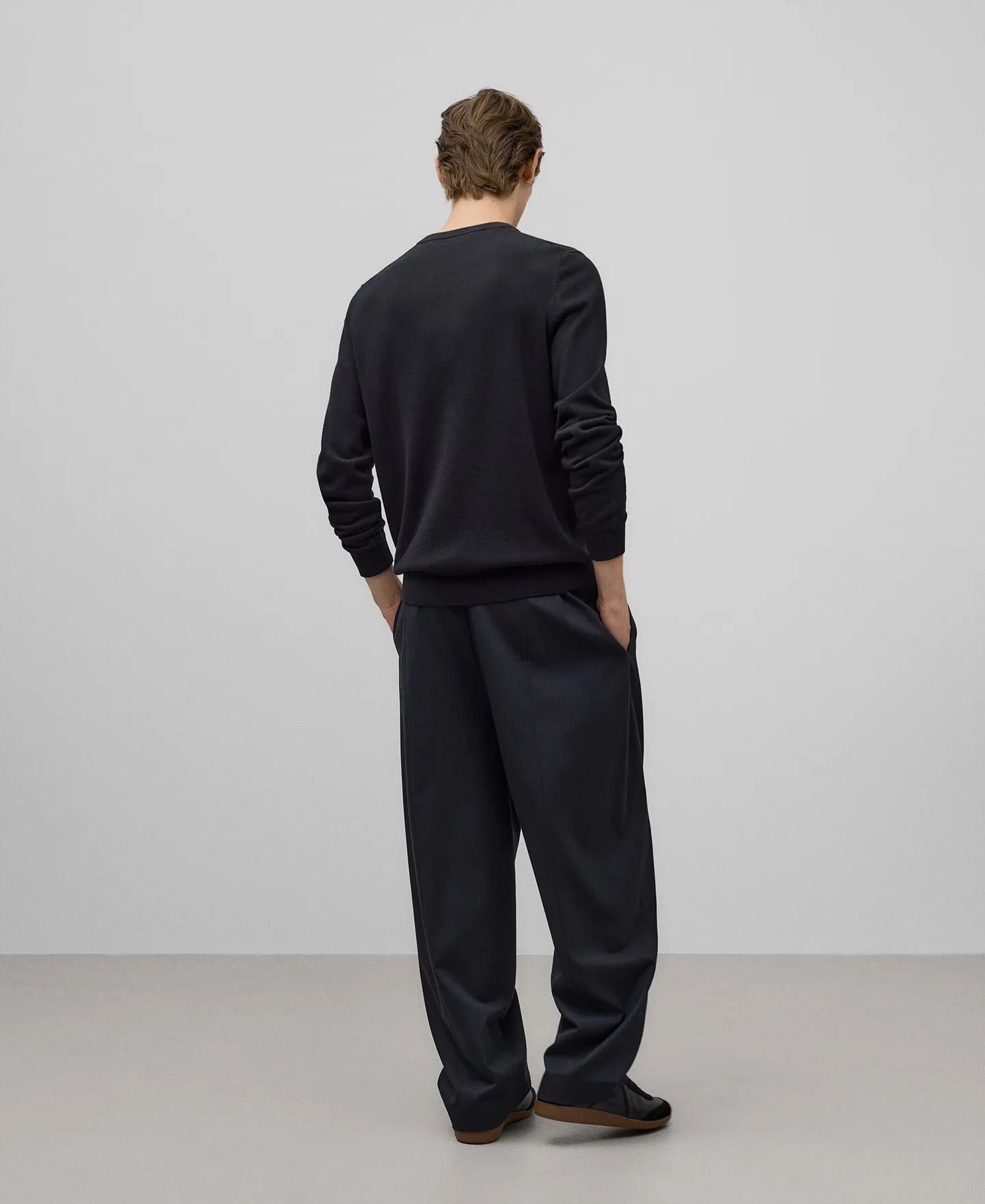 Crew neck cotton wool sweater man