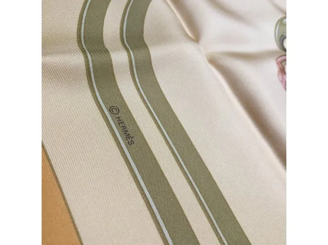 Hermès Novias de gala Dorado 