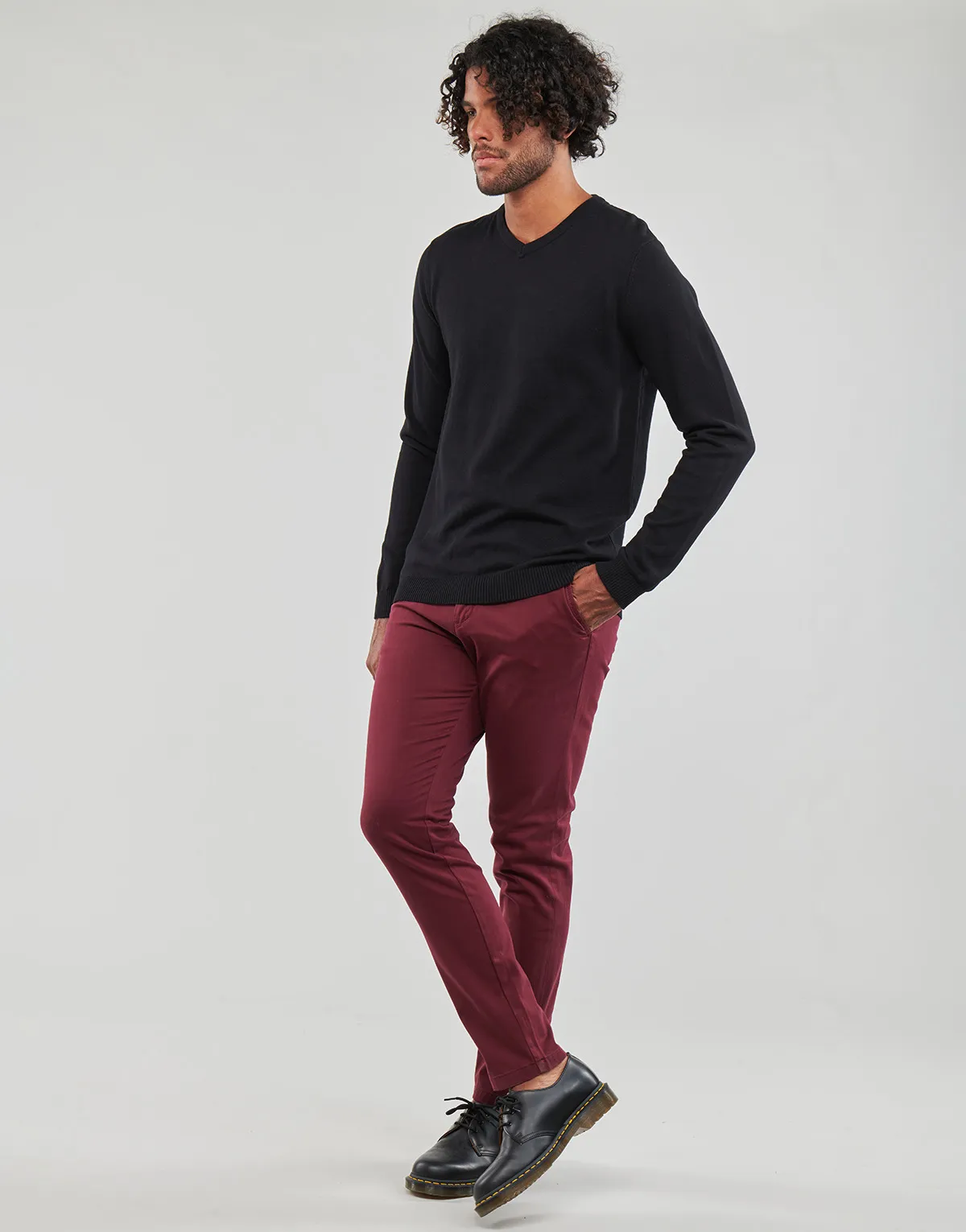 JJEBASIC KNIT VNECK