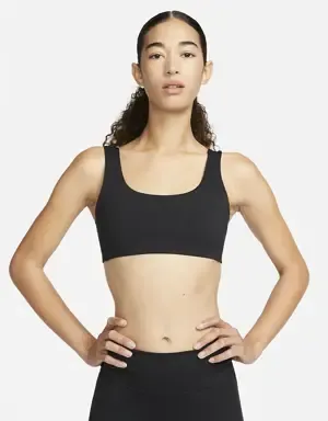 Nike Alate All U