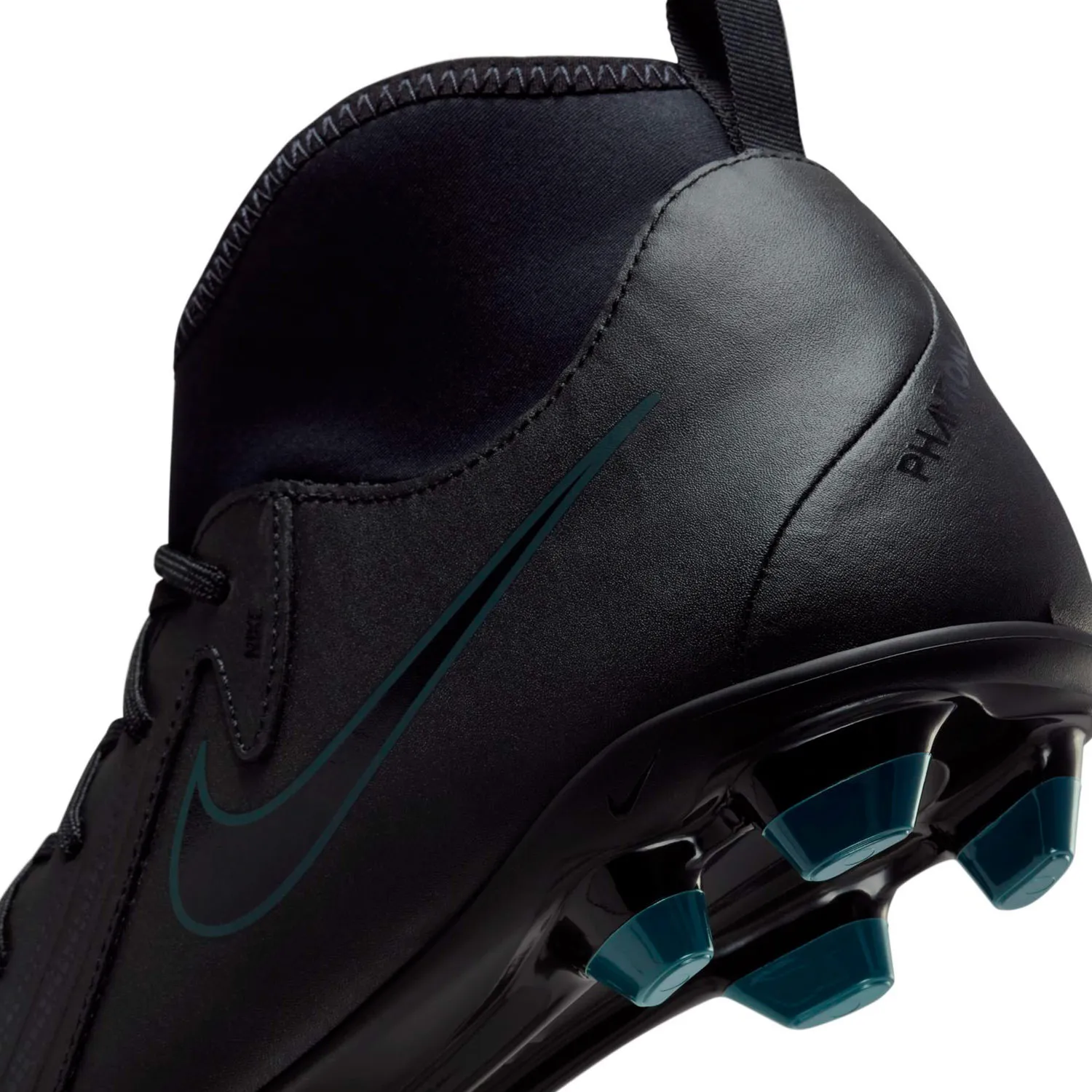 Nike Phantom Luna II Club FG/MG