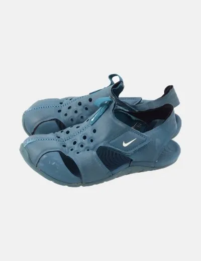 Nike Sandalia azul petróleo cerrada
