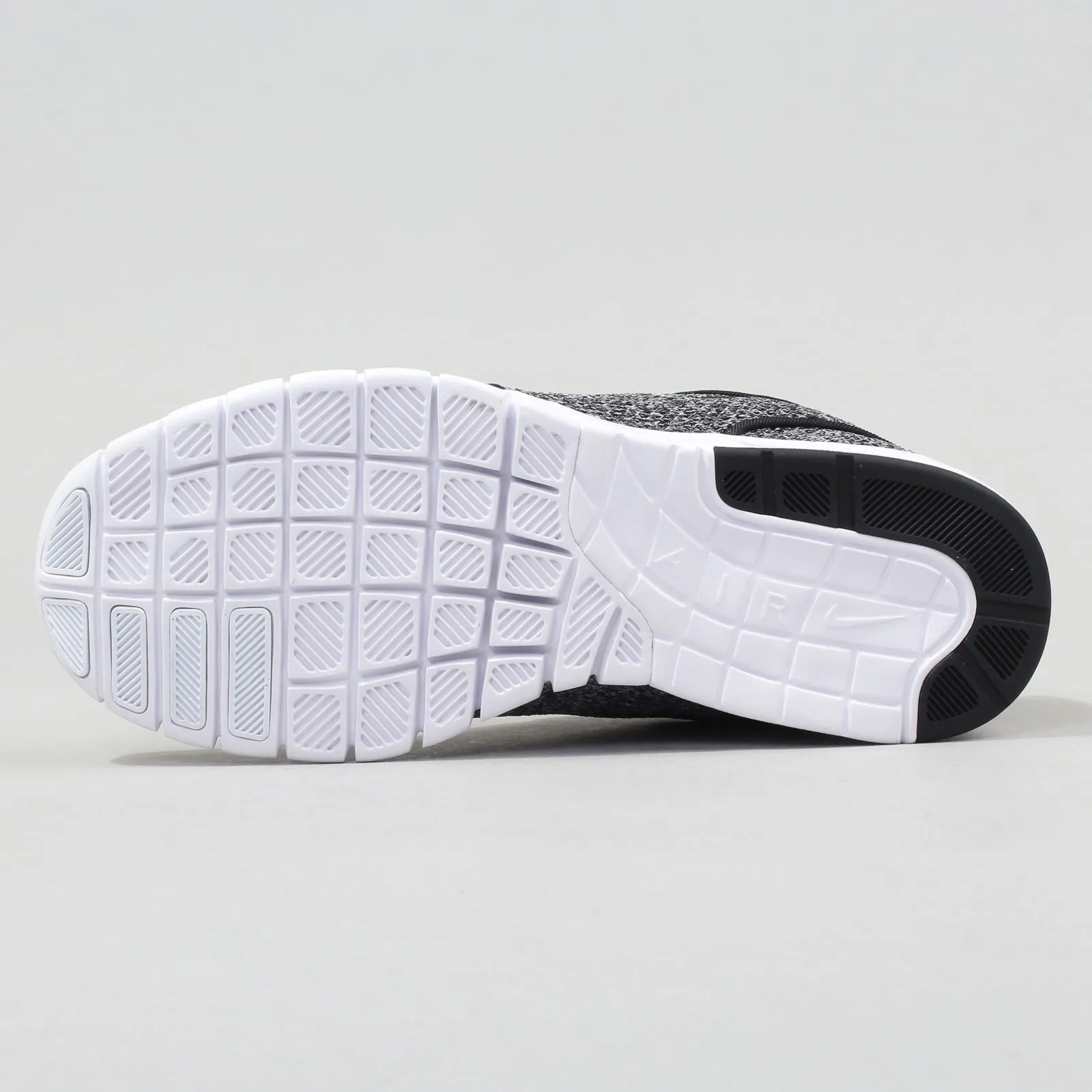 Nike SB Stefan Janoski Max
