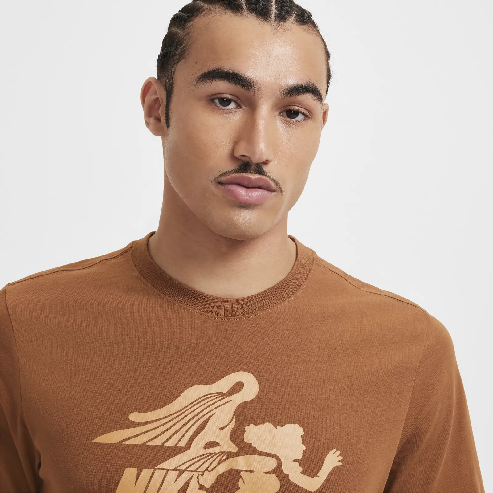 NIKE TSHIRT PRINT BROWN