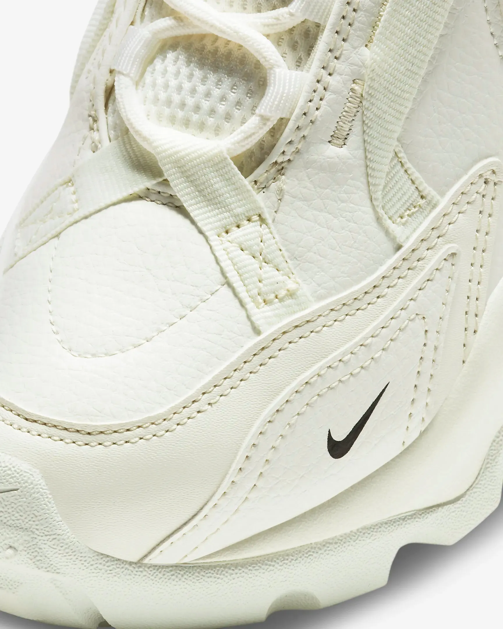 Nike TC 7900