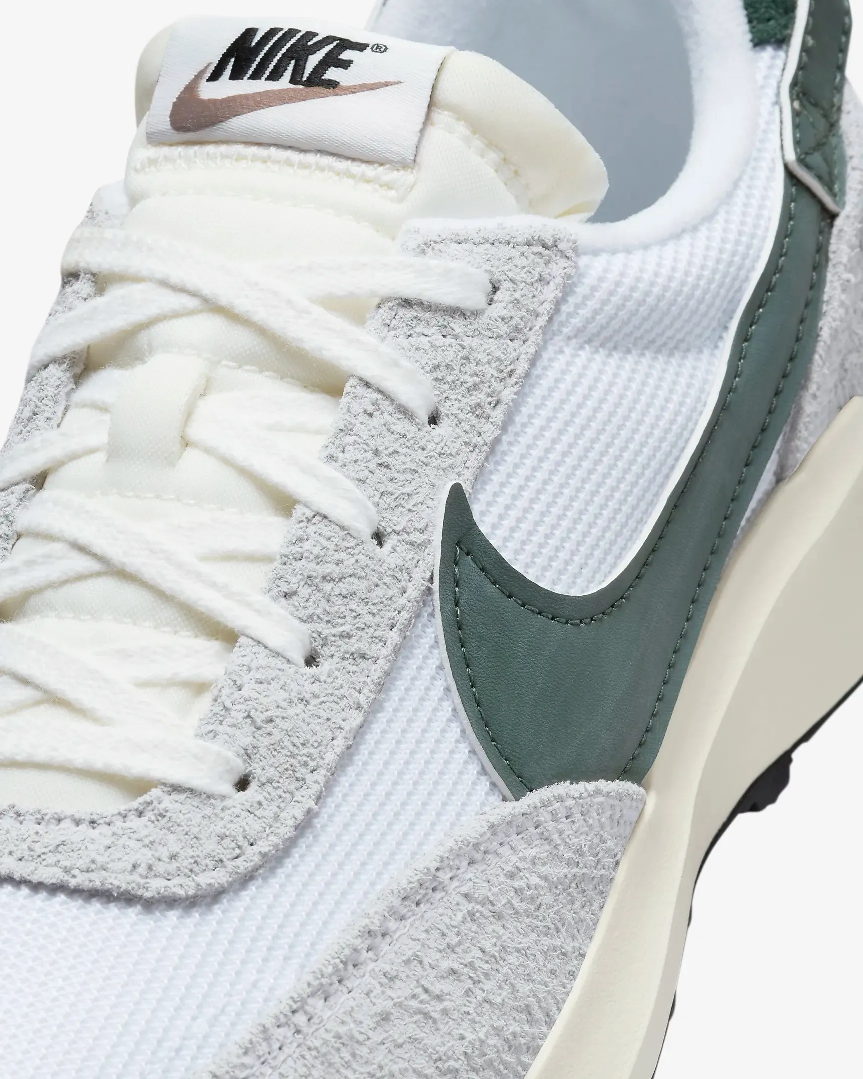 Nike Waffle Debut Vintage