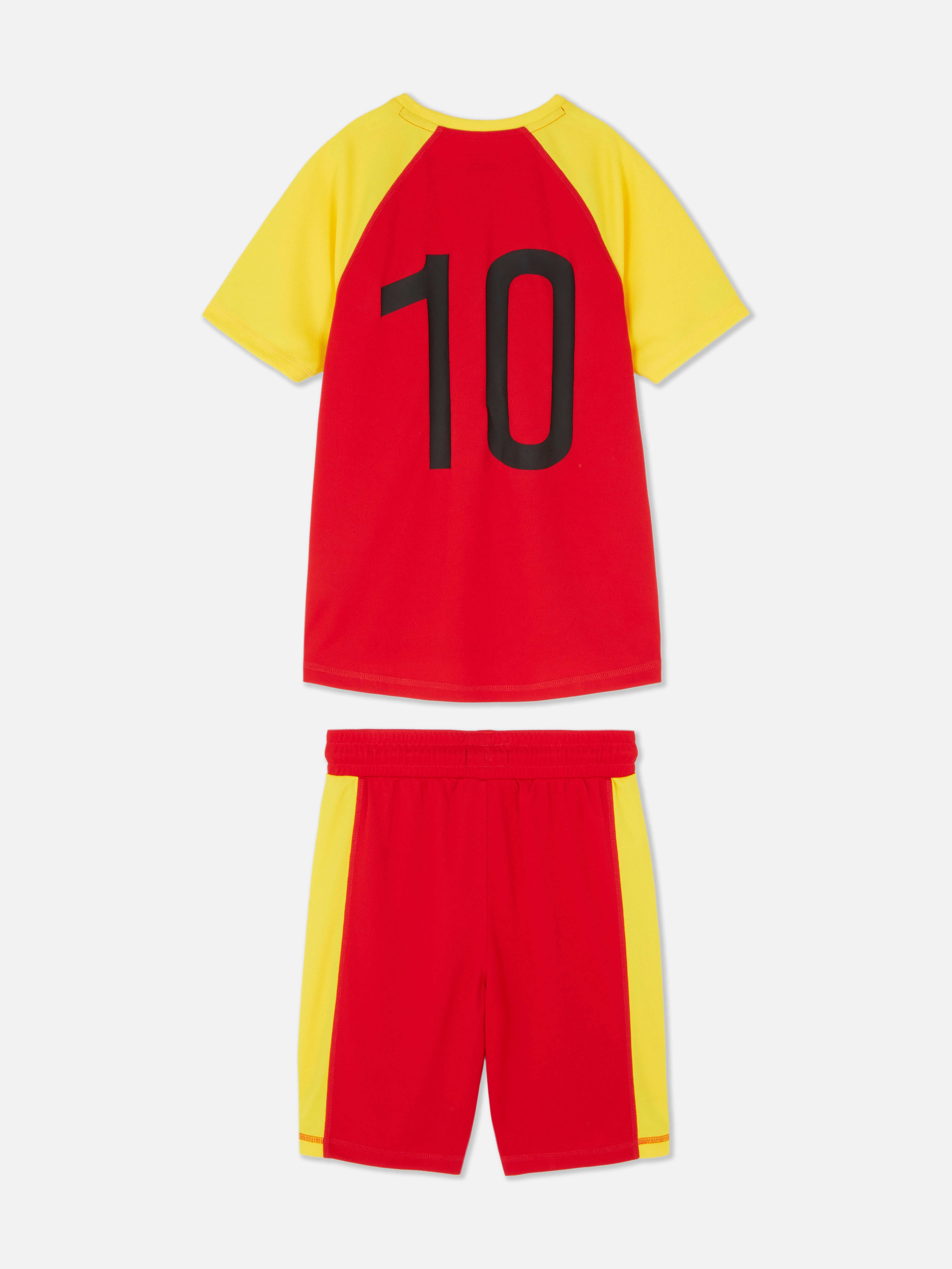 Pantalones cortos y camiseta de fútbol de España