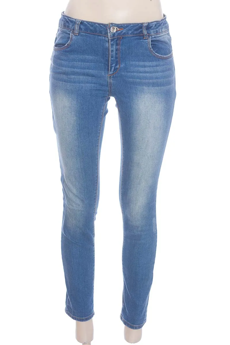 PANTALóN COLOR AZUL  ZARA