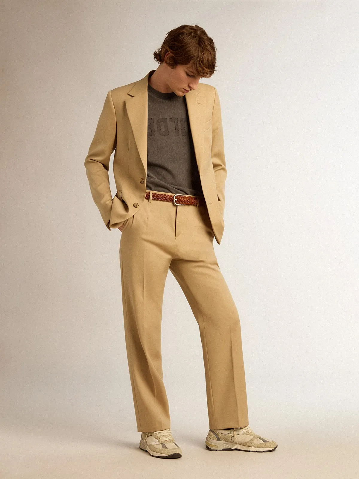 Pantalón de hombre en gabardina de lana color arena