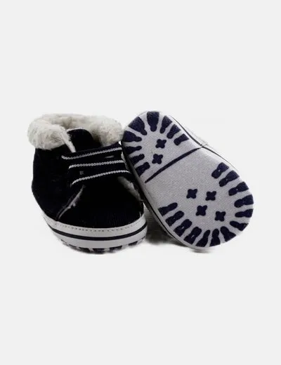 Primark Zapatilla azul de pana y borrego