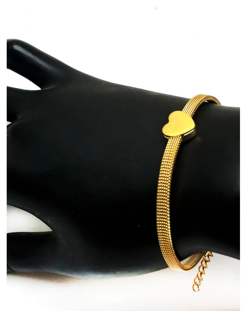 PULSERAS DORADAS CON CORAZON DELICADEZA PARA SU LOOK