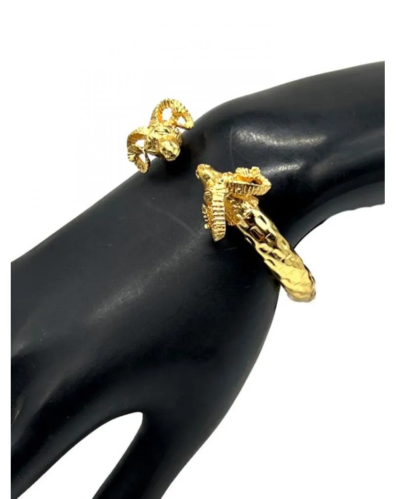 PULSERAS DORADAS CON DISEÑO ORIGINAL DE DOBLE CARNERO