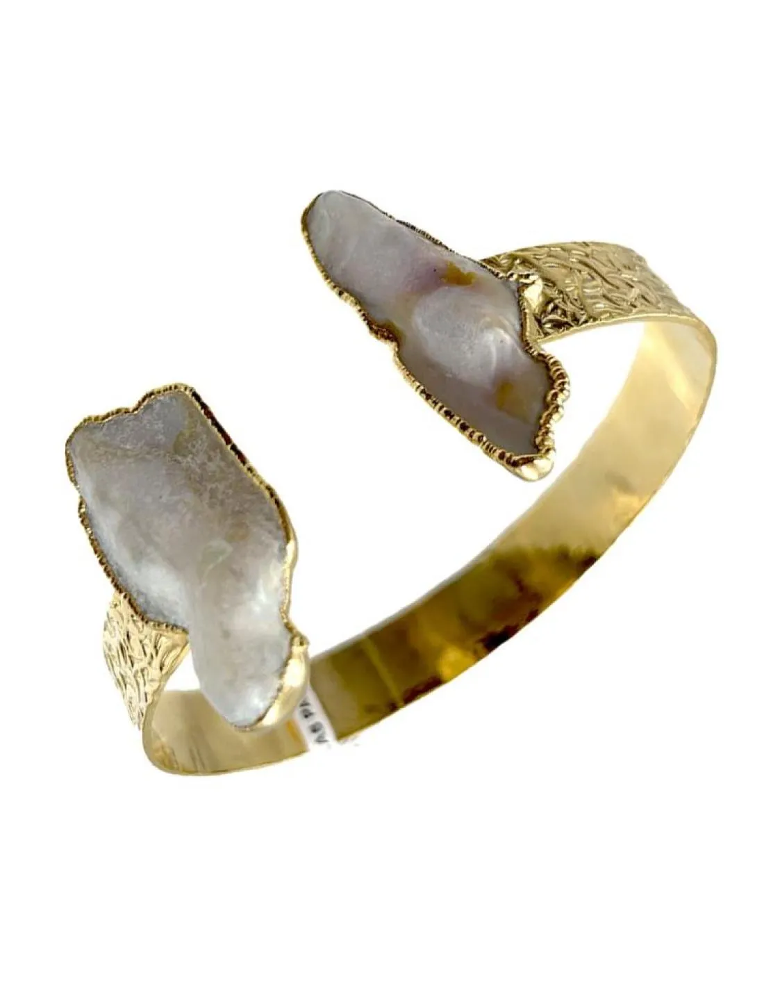 PULSERAS DORADAS CON PERLAS PARA MADRINAS DE BODAS