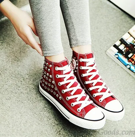 PUNK STYLE RIVET HIGHTOP CANVAS SHOES