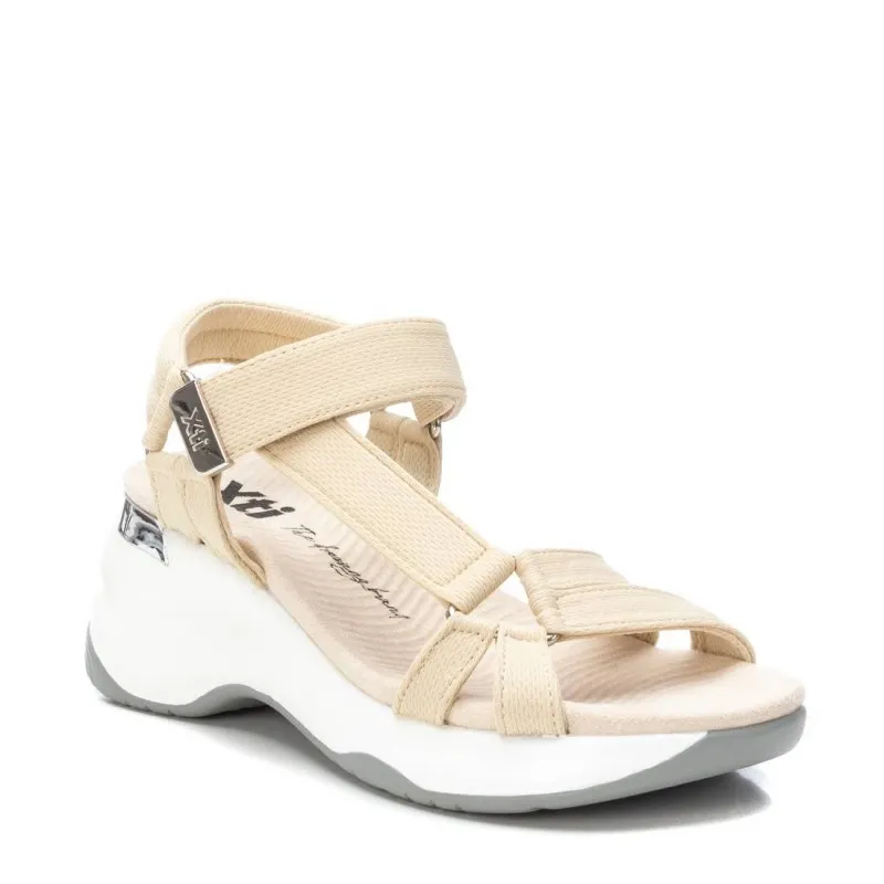 Sandalia de mujer XTI 142623 Beige