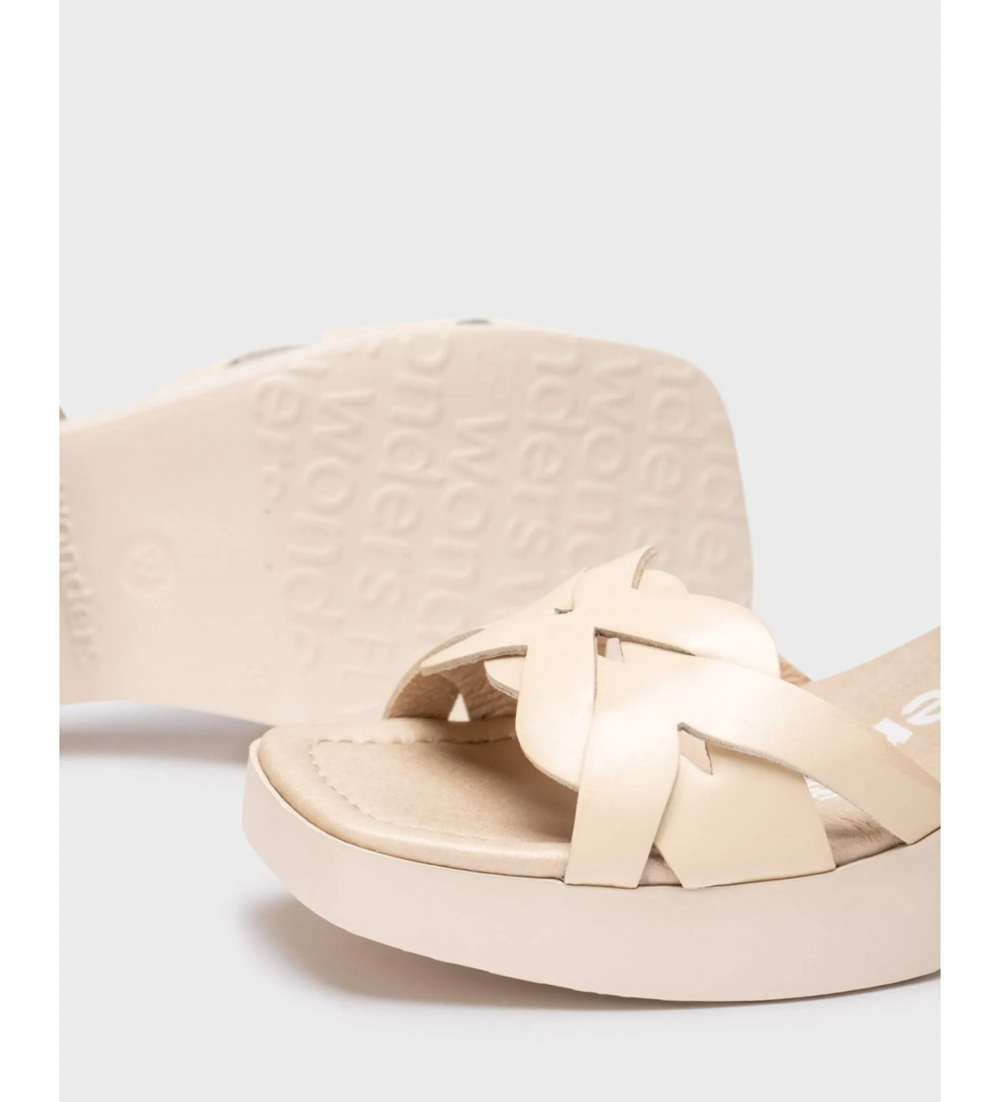 Sandalias de piel Catalina Beige
