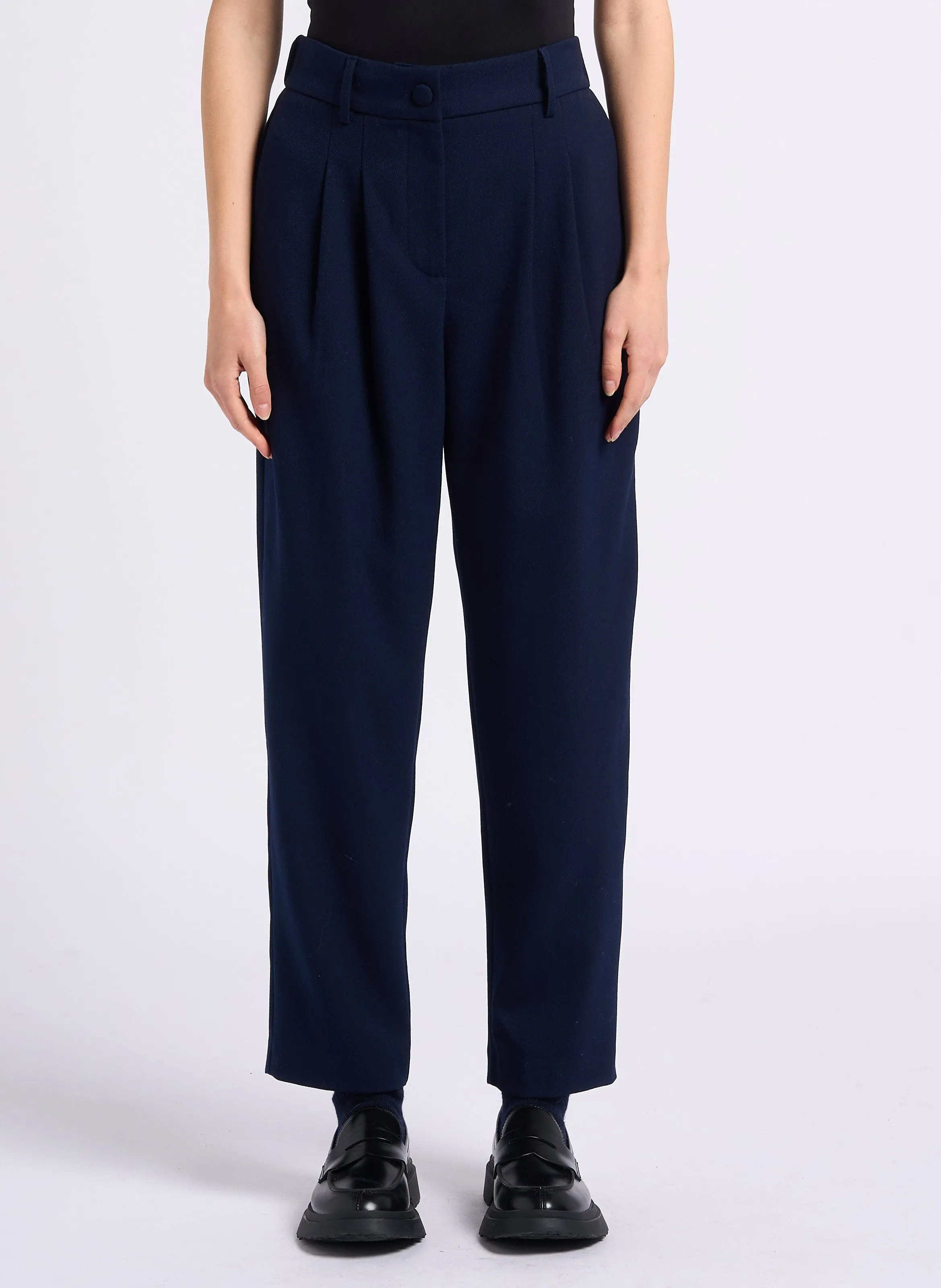 SUNCOO JALIL  PANTALóN DE TALLE ALTO CON PINZAS EN AZUL