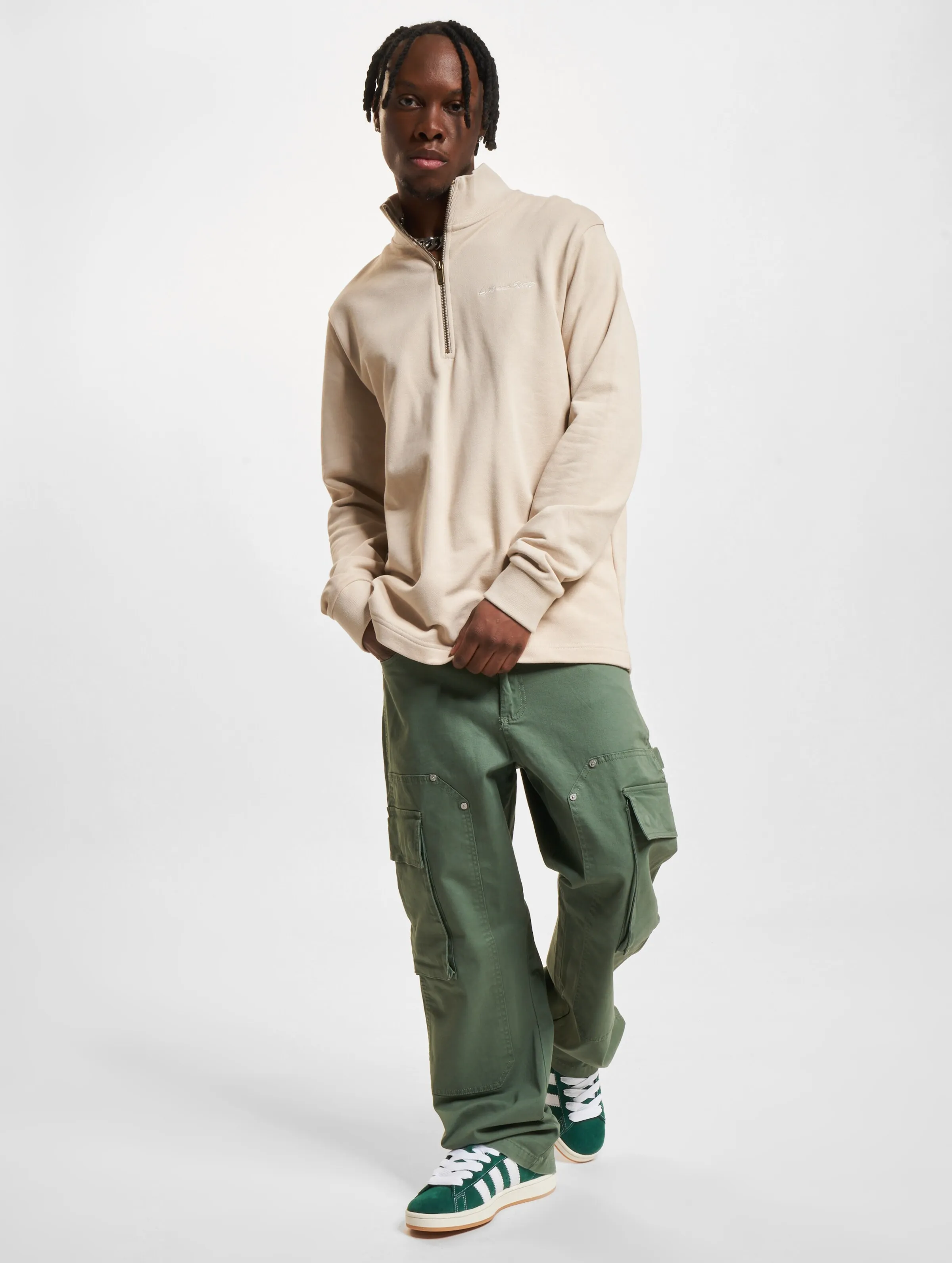 Tipped Rib Funnel Neck