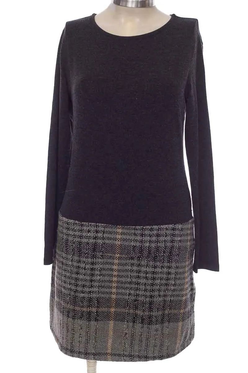 VESTIDO / ENTERIZO COLOR GRIS  ISLE APPAREL