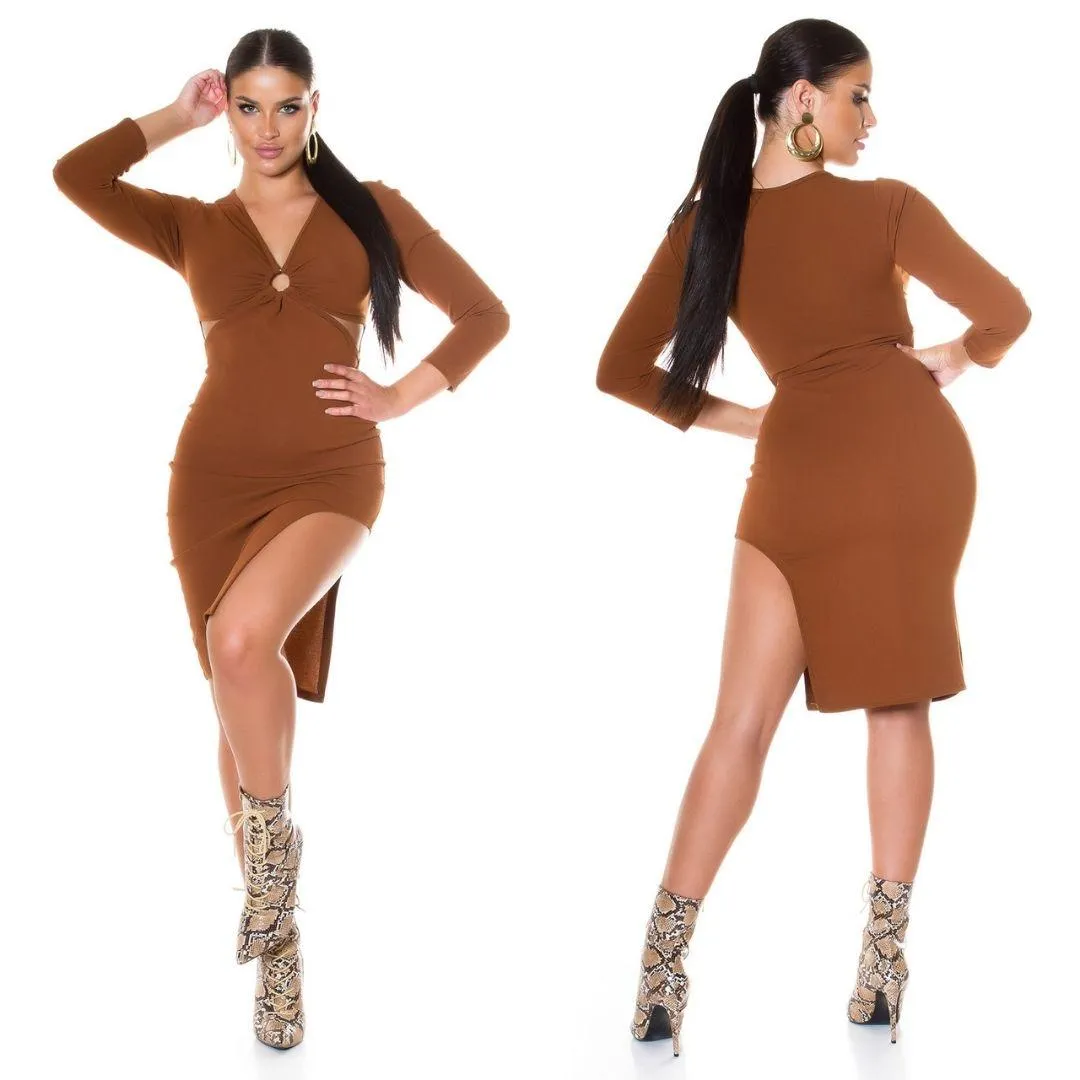 Vestido elegante capuchino
