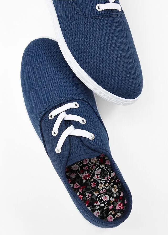 Zapatillas deportivas veraniegas azul denim