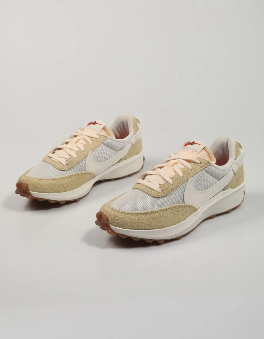  zapatillas NIKE Waffle en Beige 81527