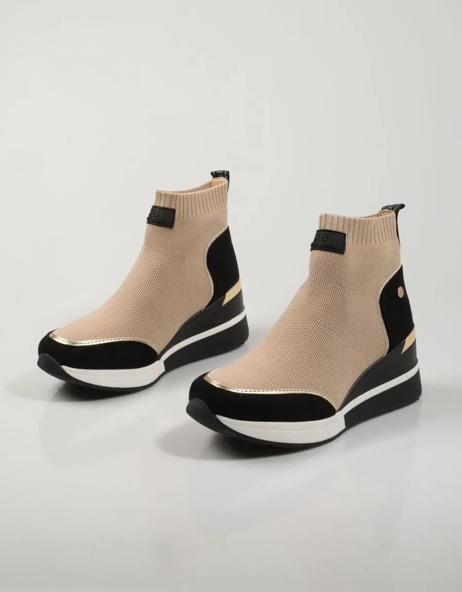 zapatillas XTI 140054 en Beige 80123