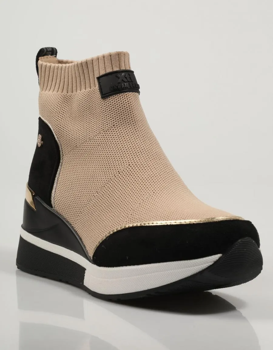  zapatillas XTI 140054 en Beige 80123