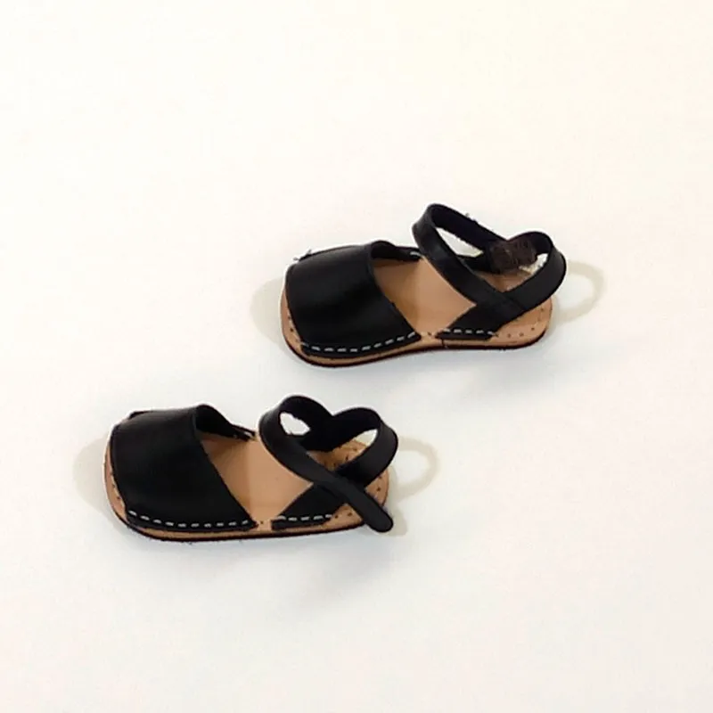 Zapatos bebé menorquinas de piel azul marino