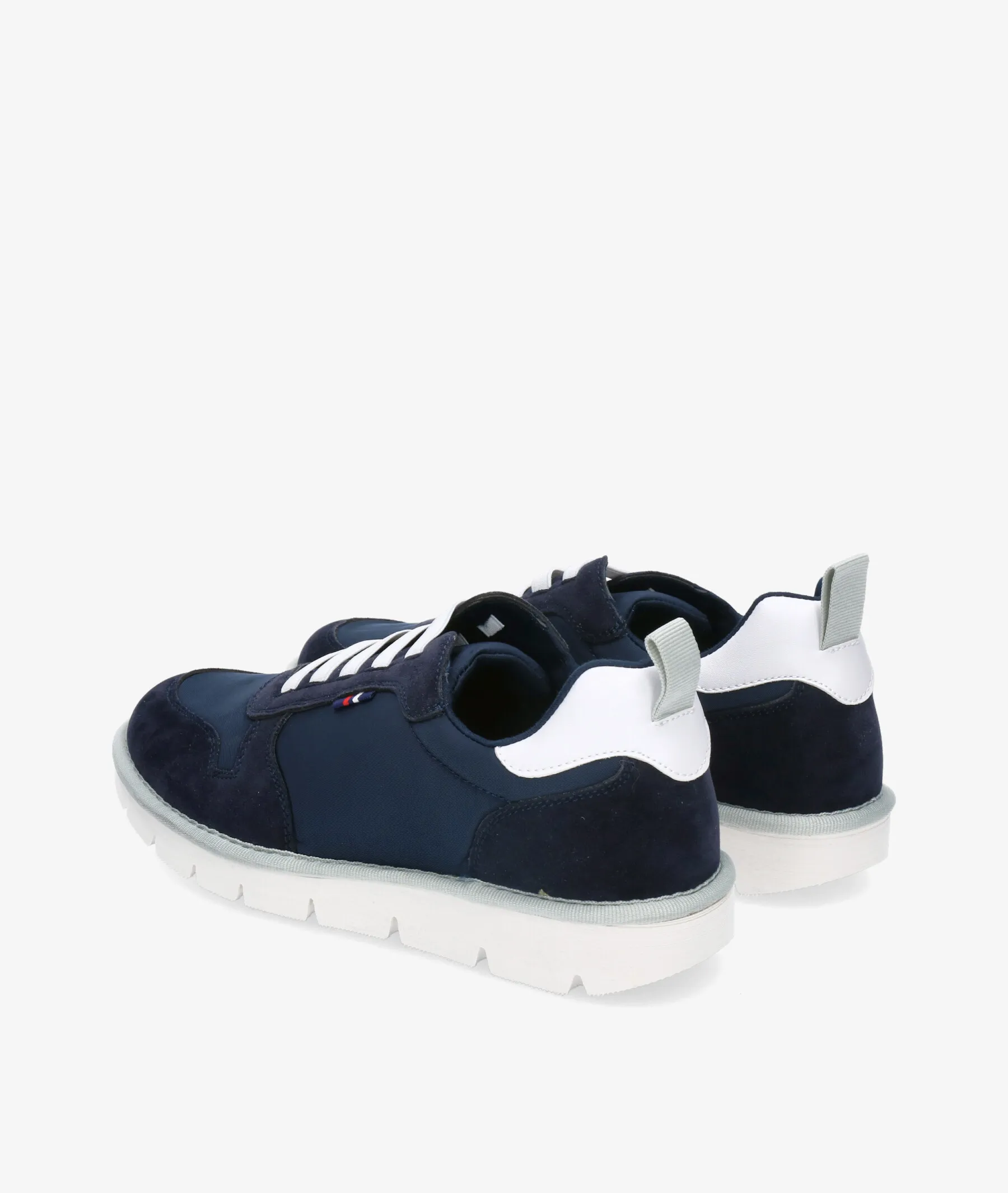 Zapatos casual Bitesta 32062 en azul marino