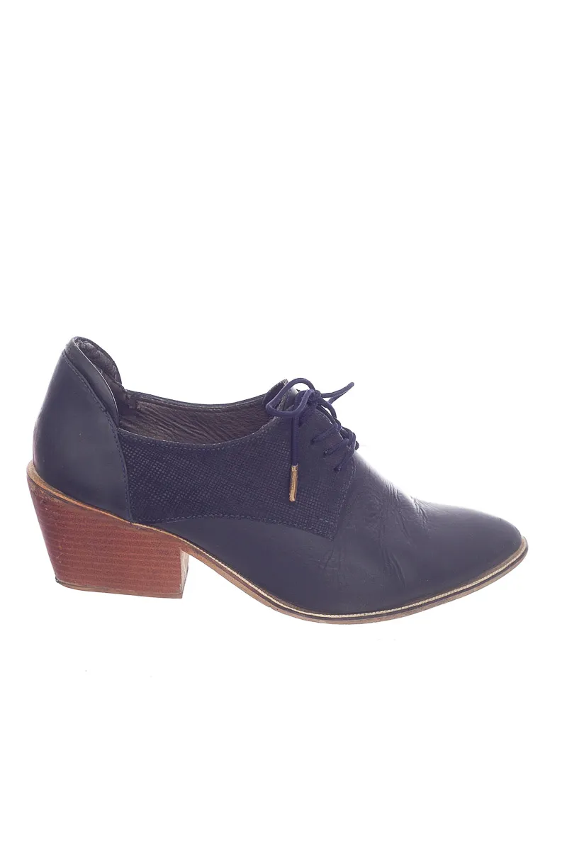 ZAPATOS COLOR AZUL  T&AMP;T