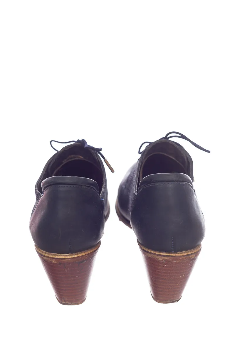 ZAPATOS COLOR AZUL  T&AMP;T